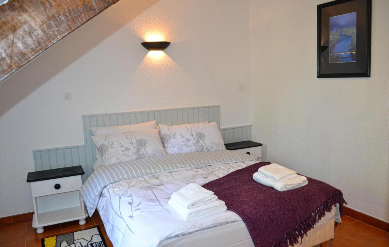 1 Bedroom Cozy Apartment In Vitrac Vitrac  Exteriör bild