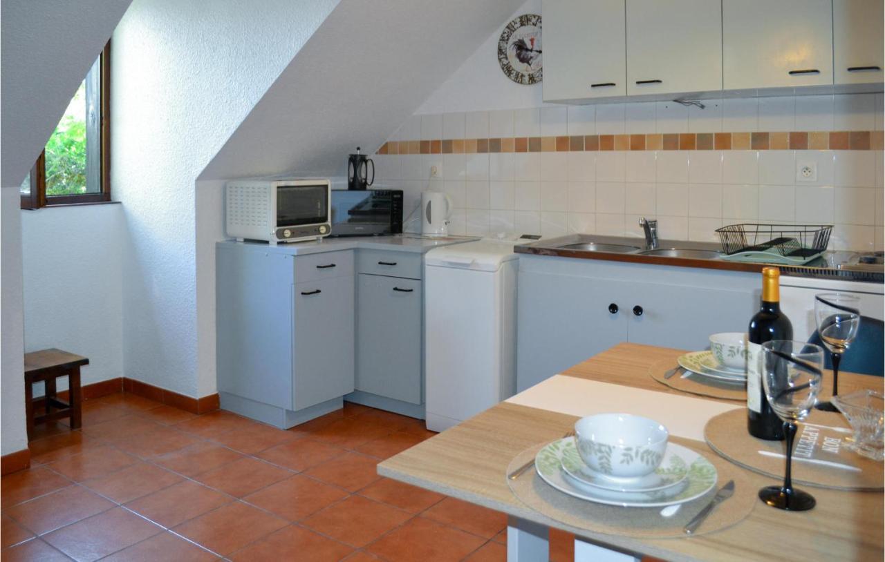 1 Bedroom Cozy Apartment In Vitrac Vitrac  Exteriör bild